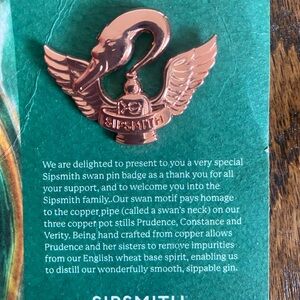 Sipsmith Copper Swan Pin